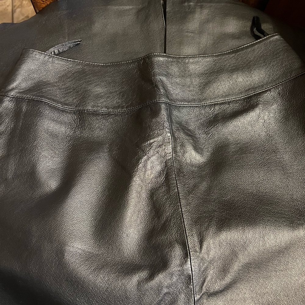 Chadwick’s full length Black Leather Skirt - Picture 5 of 6